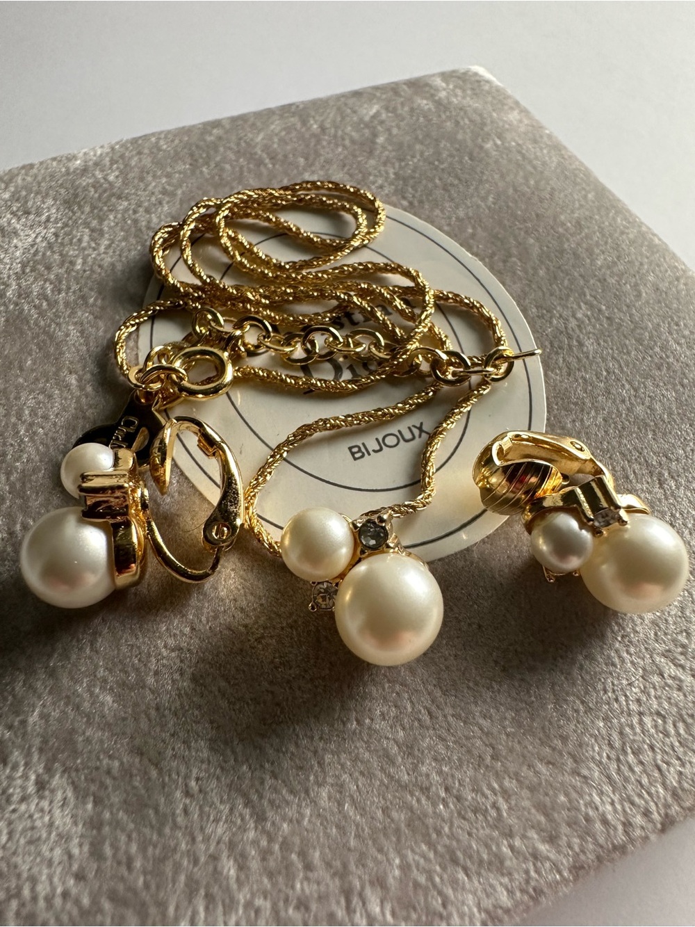 Vintage Christian Dior Faux Pearl Rhinestone Necklace & Clip-On Earrings Set - Picture 2 of 16